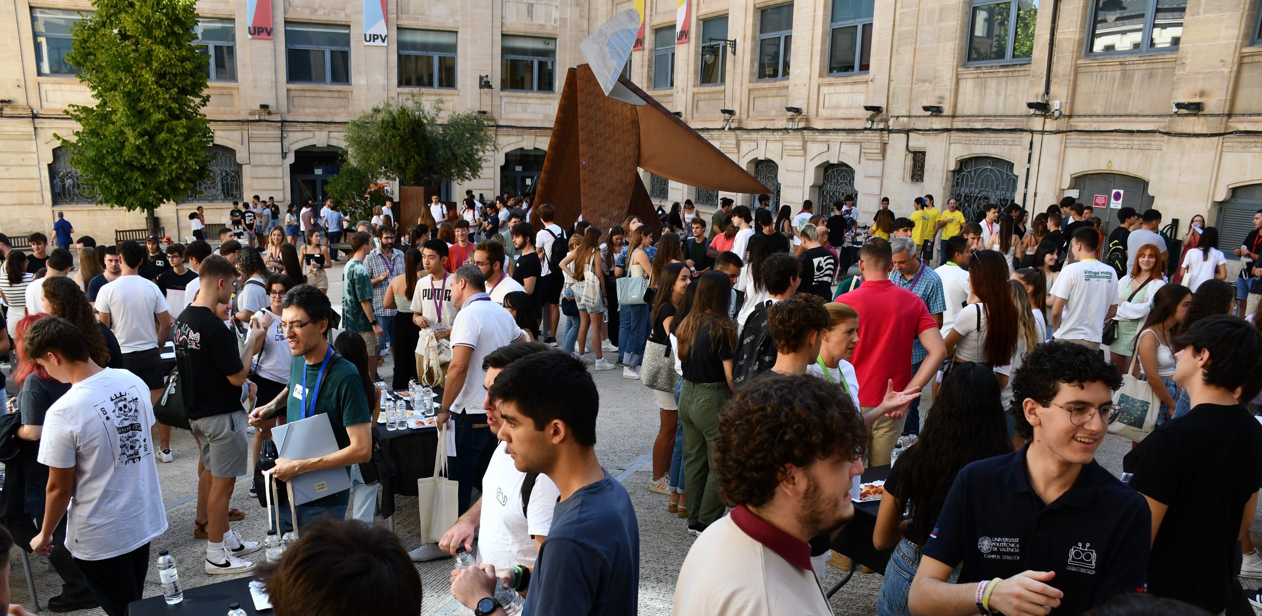 Estudiantes en evento
